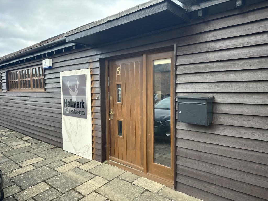 Hallmark Kitchen Designs Christchurch - Kitchen Company Bournemouth