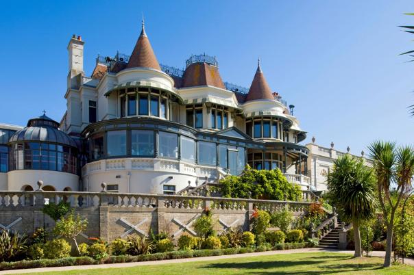The Hidden Stories Behind Bournemouth’s Best-Known Landmarks