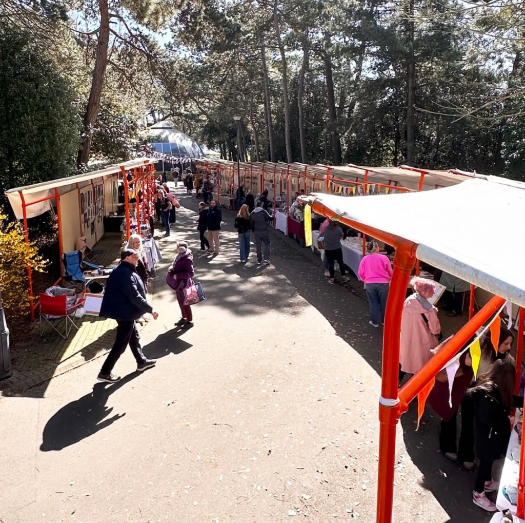 Westover Gardens ART & MAKERS MARKET - Bournemouth Markets