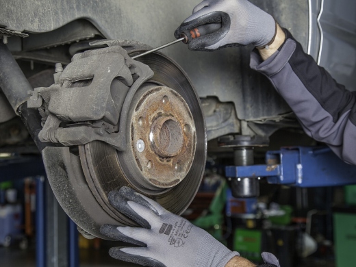 Compare Car Repairs, Garages & Servicing in Dorset