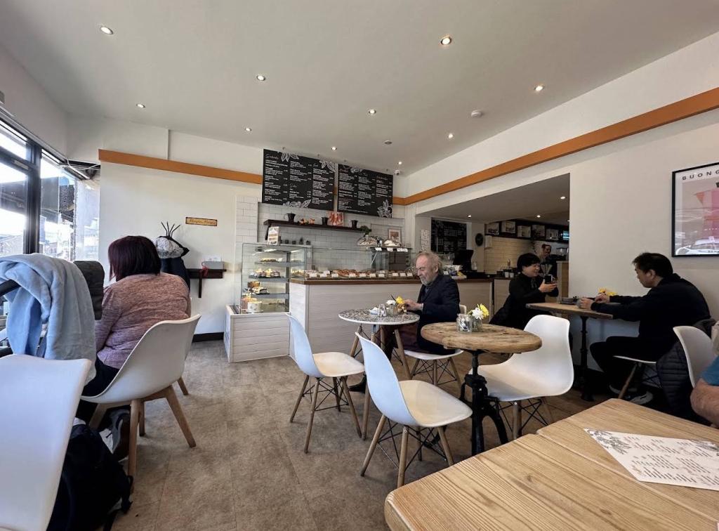 Moka Pot Cafe Westbourne