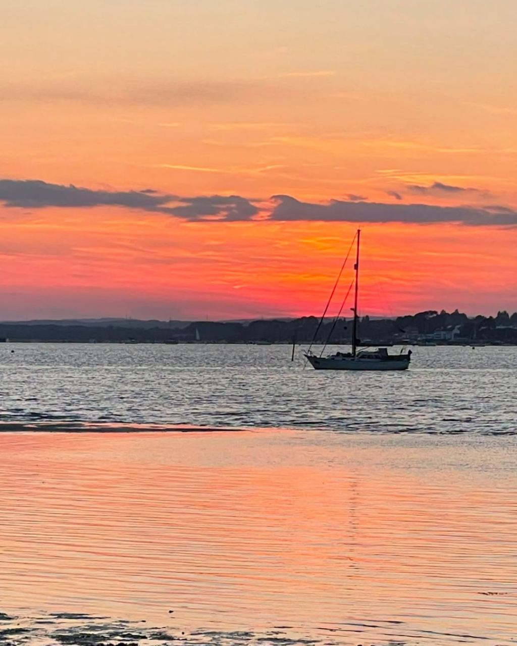 Things to Do in Bournemouth for University Students: 10 Ideas Beyond the Usual Night Out