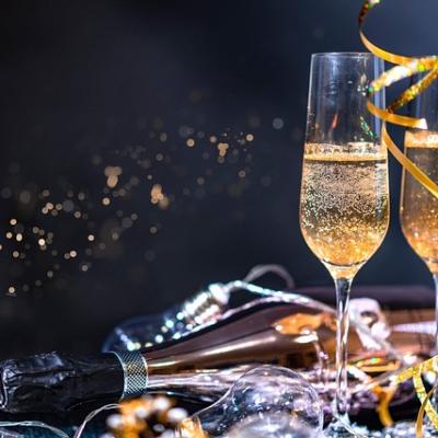 OFFER: Free Glass of Sparkling Wine at Harvey’s Restaurant in Westbourne