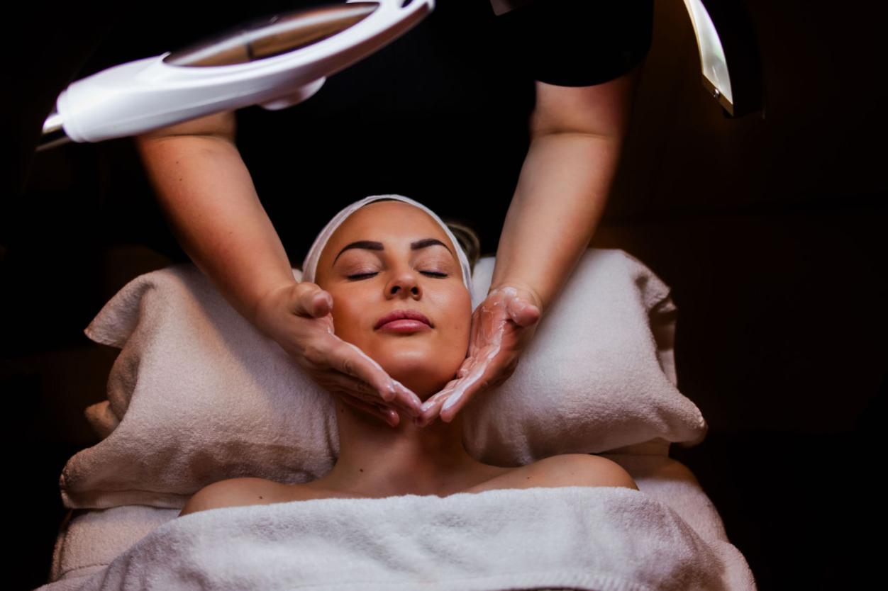 The Japanese-Style Face Lift at Resonance Massage & Beauty