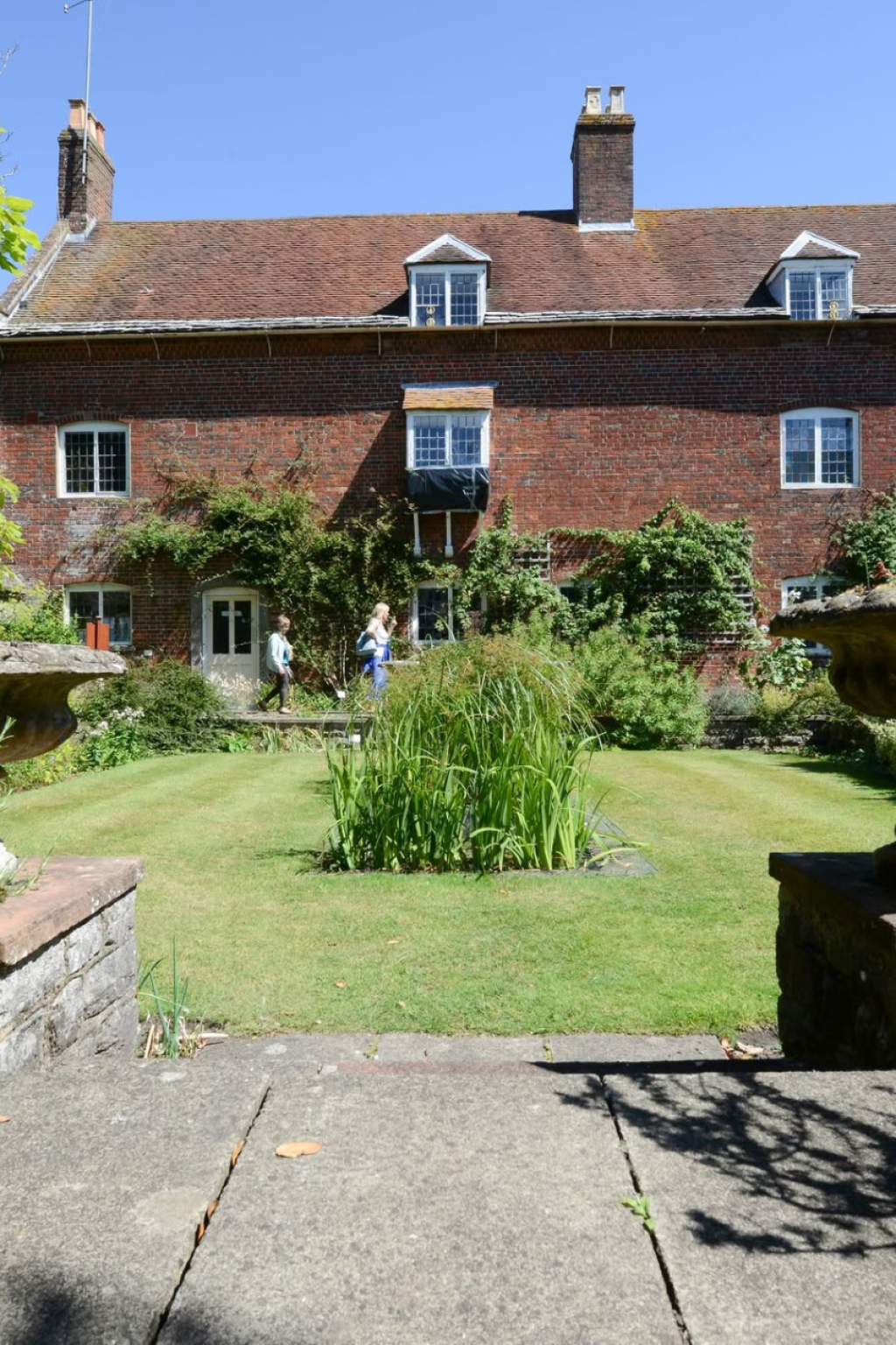 7 Art Galleries & Sculpture Spots in Dorset: Between Poole and Christchurch