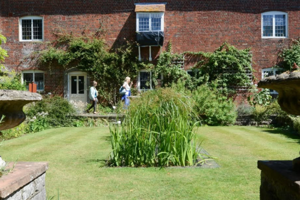 7 Art Galleries & Sculpture Spots in Dorset: Between Poole and Christchurch
