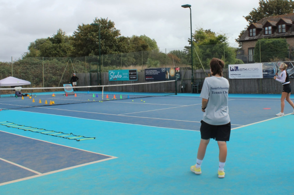 Bournemouth’s Best Tennis Clubs and Courts: Where to Play from Southbourne to Westbourne