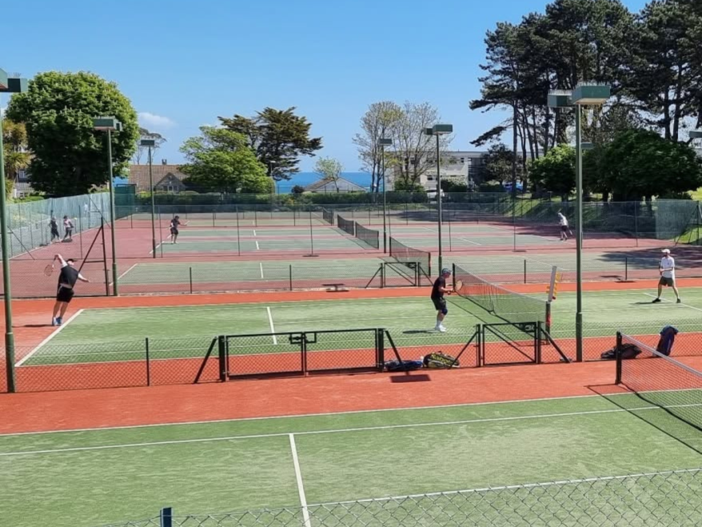 Bournemouth’s Best Tennis Clubs and Courts: Where to Play from Southbourne to Westbourne