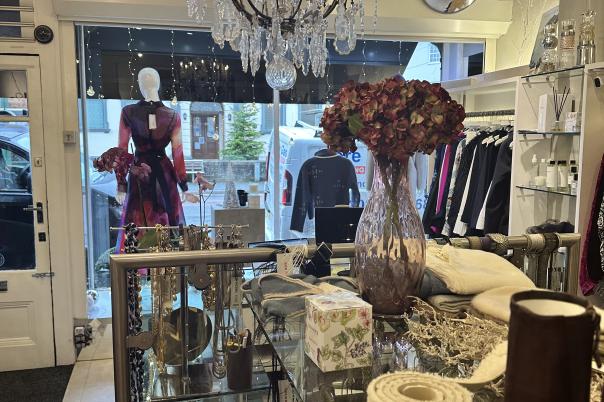 Lonah Designer Boutique Westbourne - Luxury International Labels