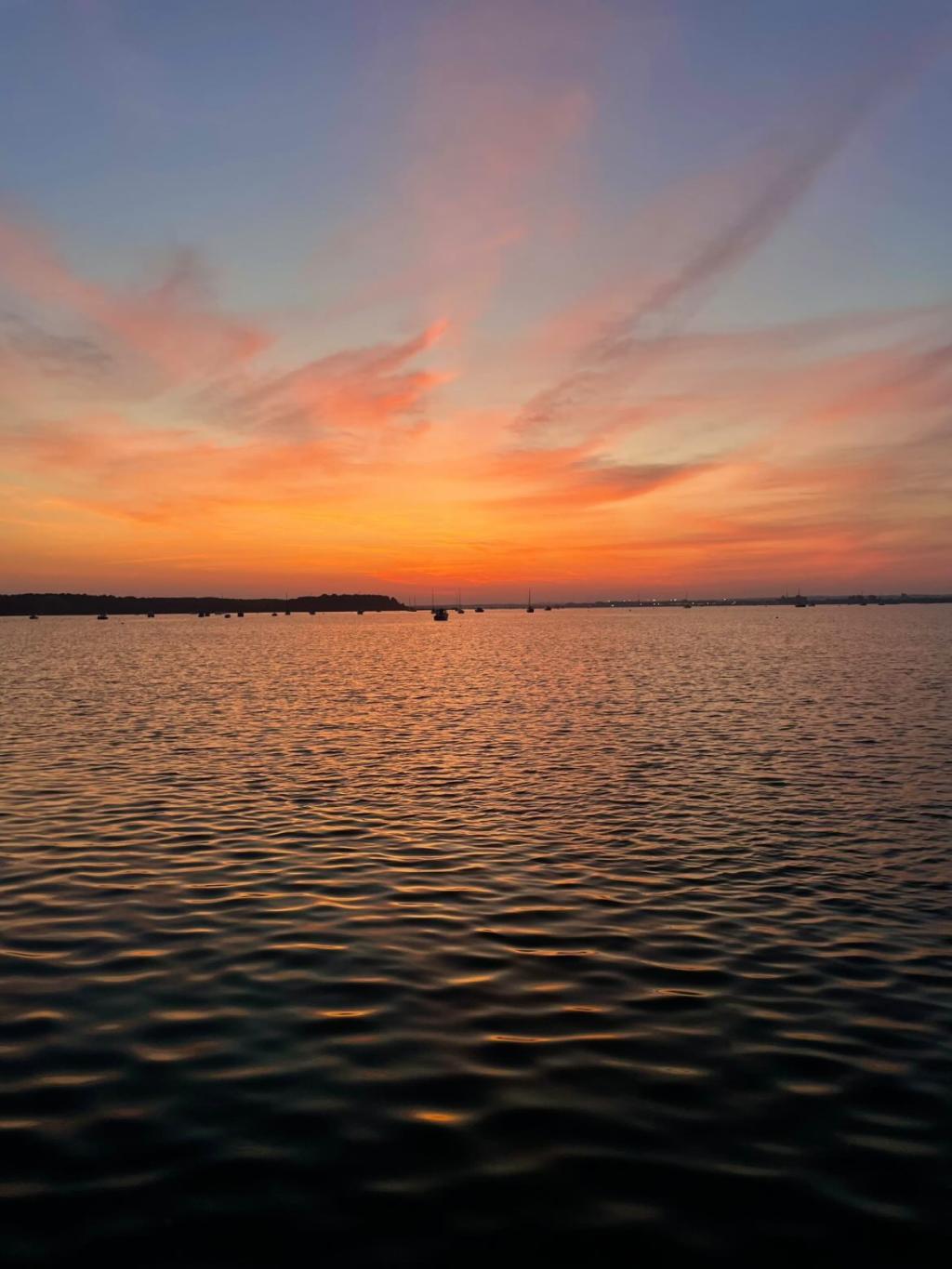 Five Memorable Date Ideas in Poole for Couples