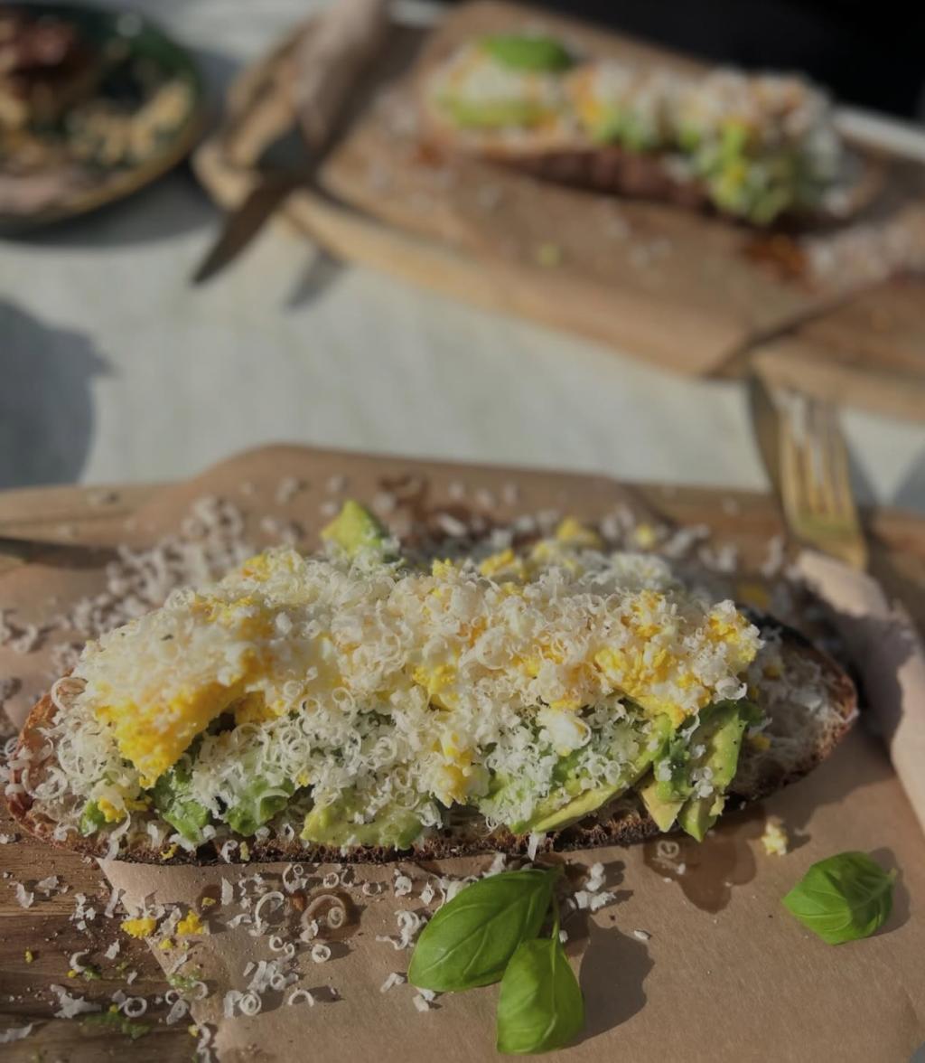 The Hutch Westbourne - Cafe, Bar & Party Venue