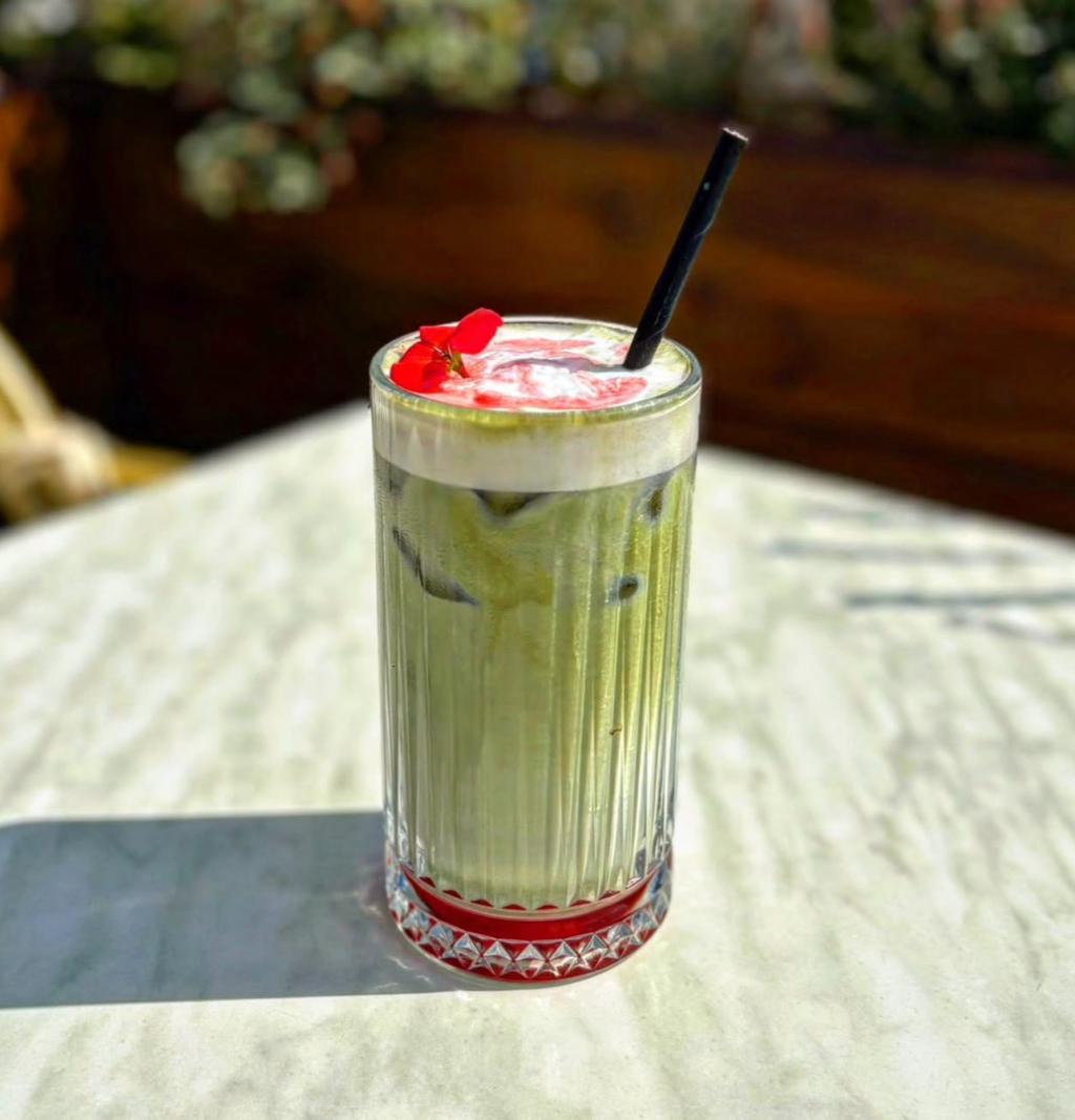 The Hutch Westbourne - Cafe, Bar & Party Venue