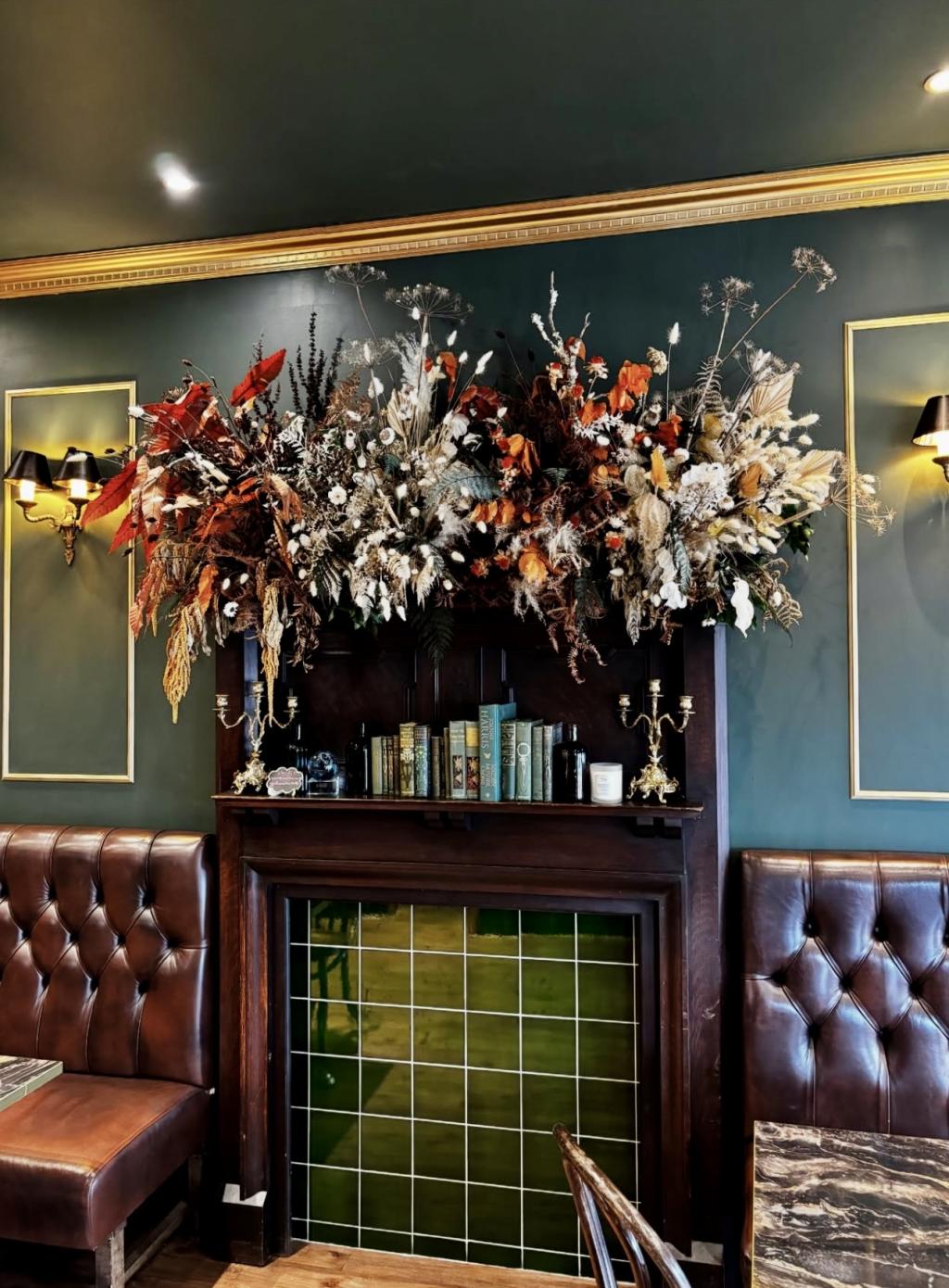 The Hutch Westbourne - Cafe, Bar & Party Venue