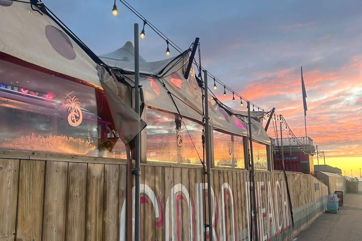 Beach Walks & Lattes in Bournemouth