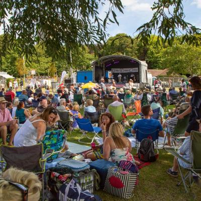 Stompin' on the Quomps | Christchurch's Beloved Jazz Festival on the Quay