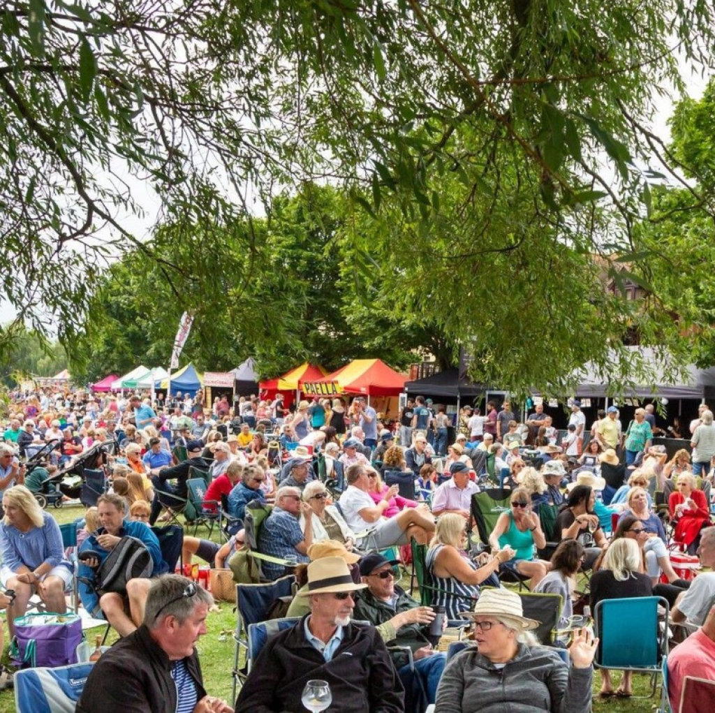 Stompin' on the Quomps | Christchurch's Beloved Jazz Festival on the Quay