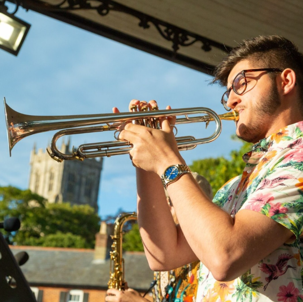 Stompin' on the Quomps | Christchurch's Beloved Jazz Festival on the Quay