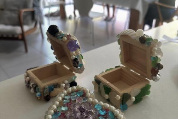 SPRING CREATIVE WORKSHOPS with Hillary’s Art Classes