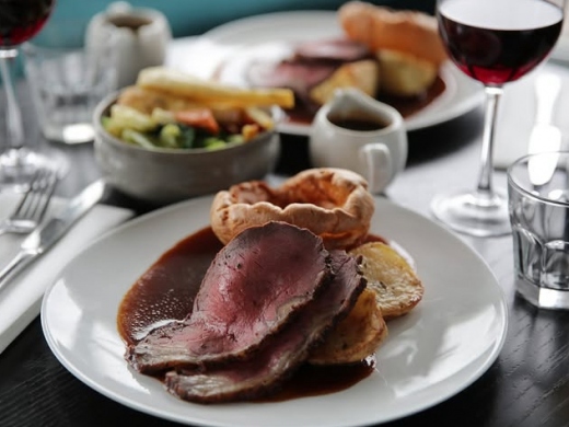 Traditional SUNDAY ROASTS in Christchurch