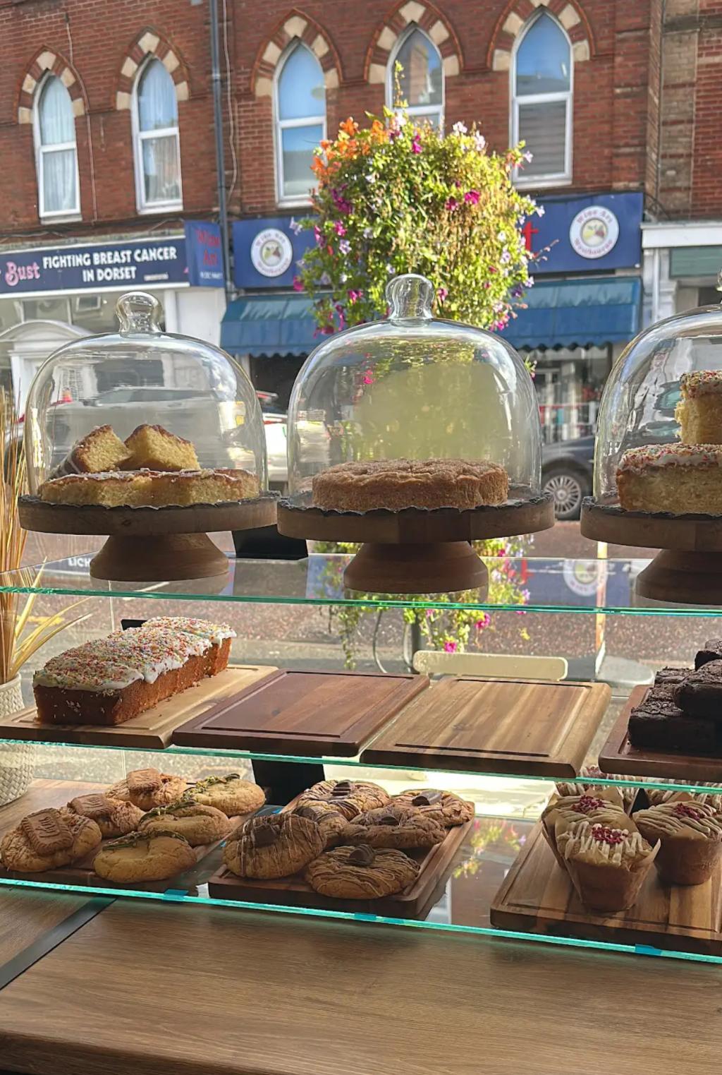 Luca’s Takeaway Café Westbourne