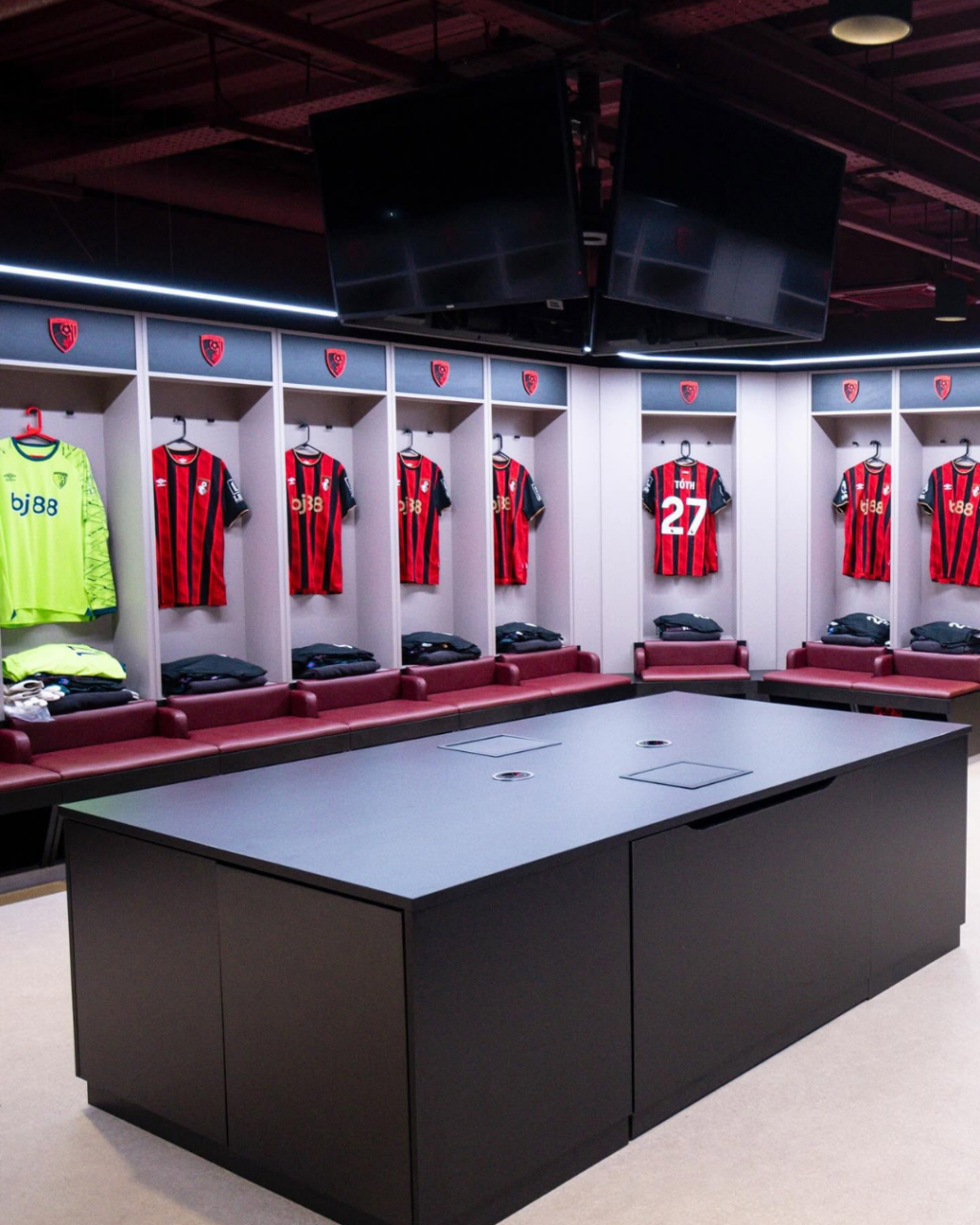 AFC Bournemouth Away Fans Guide: Pubs, Parking, Food & Getting to the Vitality Stadium
