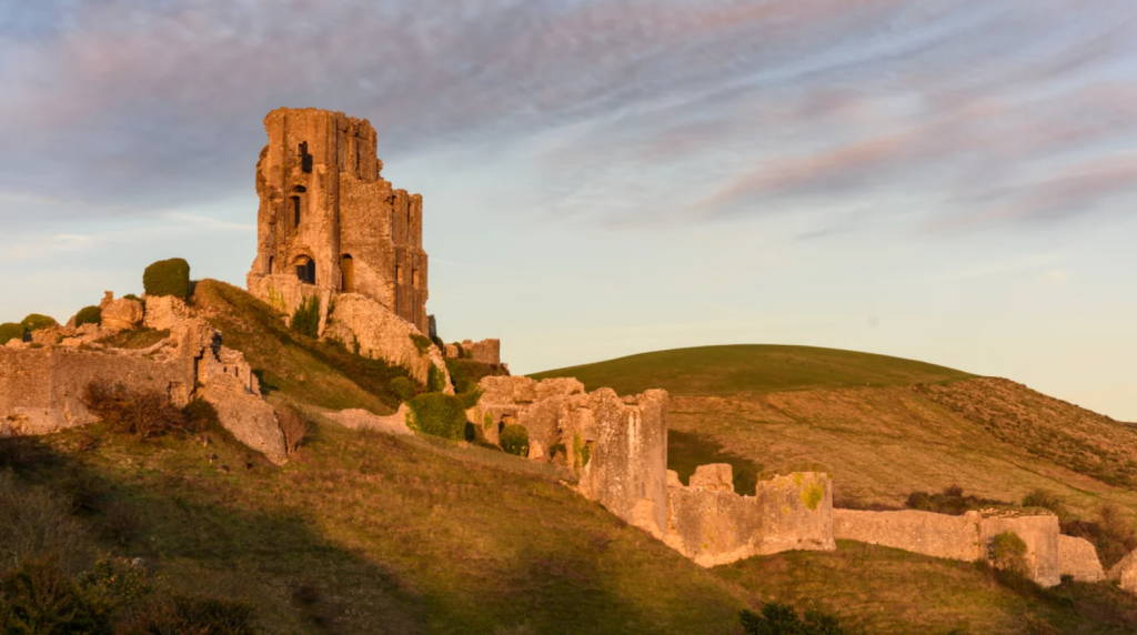 Corfe Castle: The Thousand-Year-Old Royal Castle Shaped by Warfare