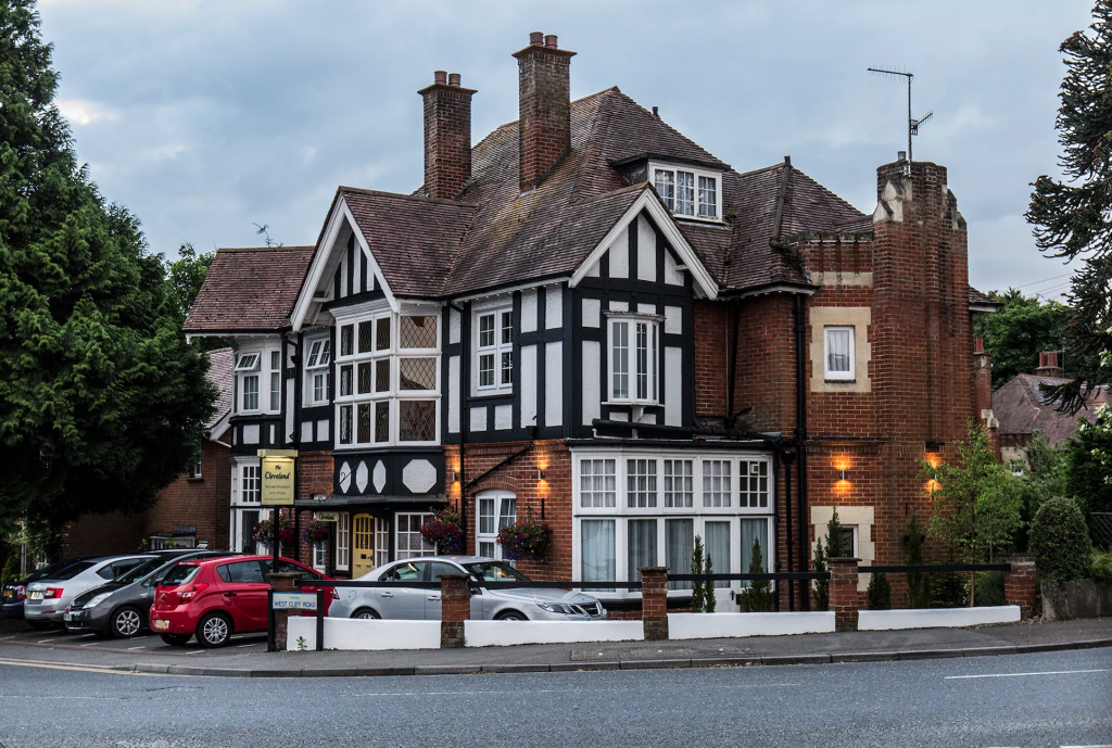 Moving to Westbourne: The Best Areas and What to Expect