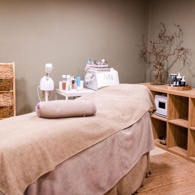 Enhance Your Beauty with Beauty Clinics, Nail & Hair Salons in Westbourne