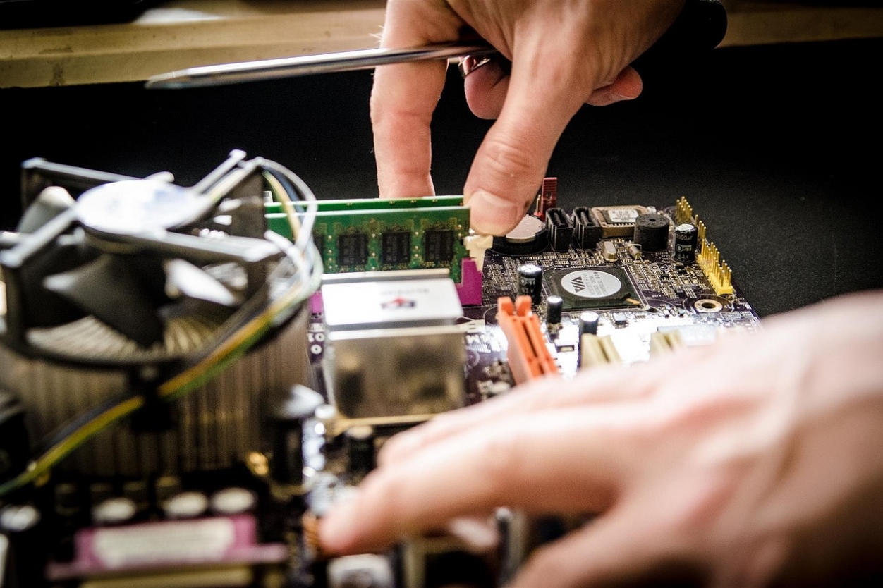 Compare Computer / IT Servicing and Repair Services in Dorset
