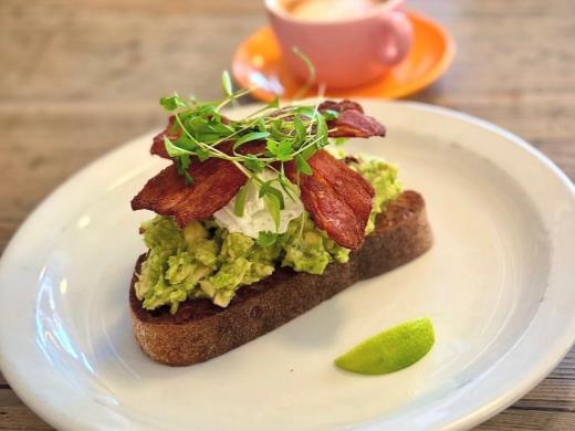 EXPLORE the Best FOOD & DRINK VENUES in Bournemouth