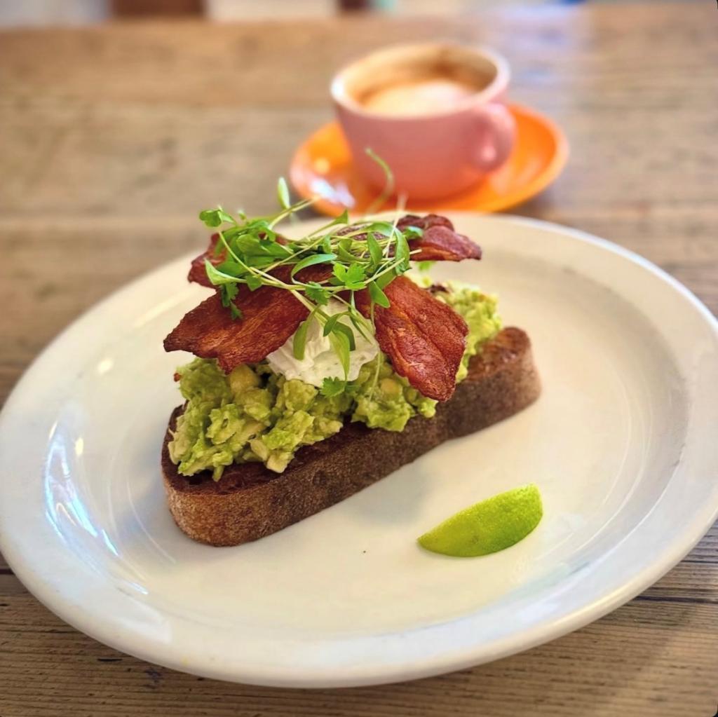 EXPLORE the Best FOOD & DRINK VENUES in Bournemouth