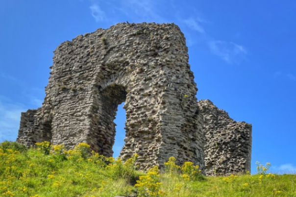 Christchurch Castle and Norman House