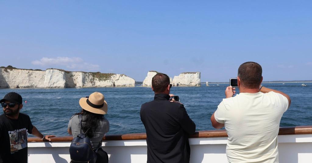 The Best Boat Trips from Poole Quay: Which Cruise Should You Choose?
