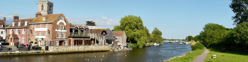 The Best Boat Trips from Poole Quay: Which Cruise Should You Choose?