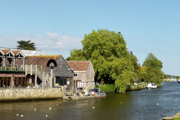 The Best Boat Trips from Poole Quay: Which Cruise Should You Choose?