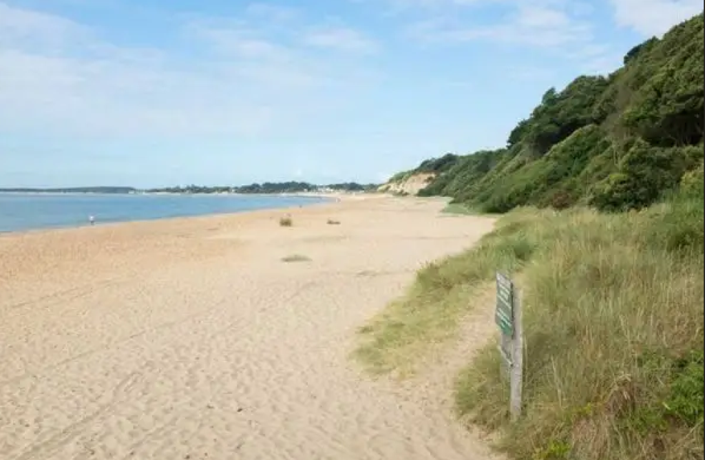 Discover the Coastal Gem of Highcliffe