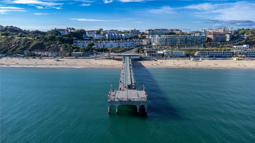 Best Areas to Live in Bournemouth: Choosing the Right Place