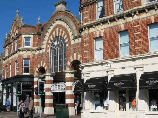 Best Areas to Live in Bournemouth: Choosing the Right Place
