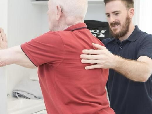 Expert Treatments for Back Pain at SoCo Therapies