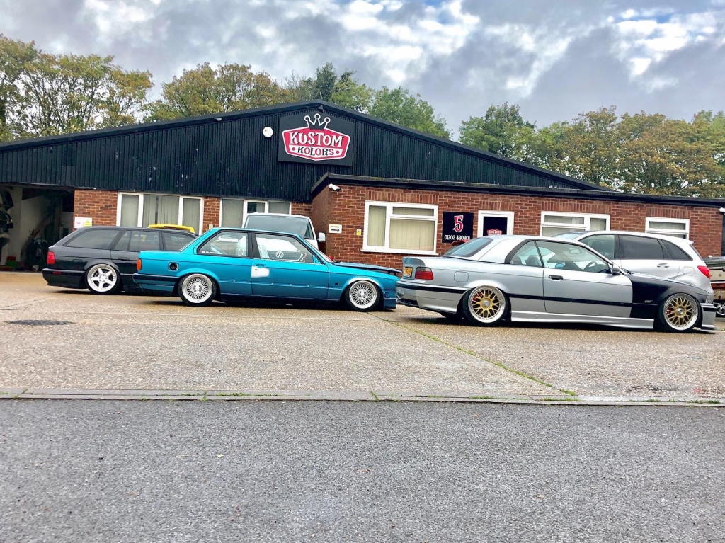 Kustom Kolors - Auto Refinishing & Car Body Repair Specialists