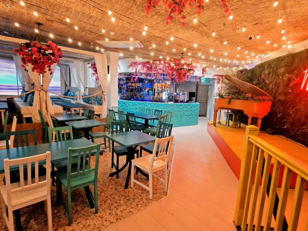 Top Bottomless Brunches in Bournemouth