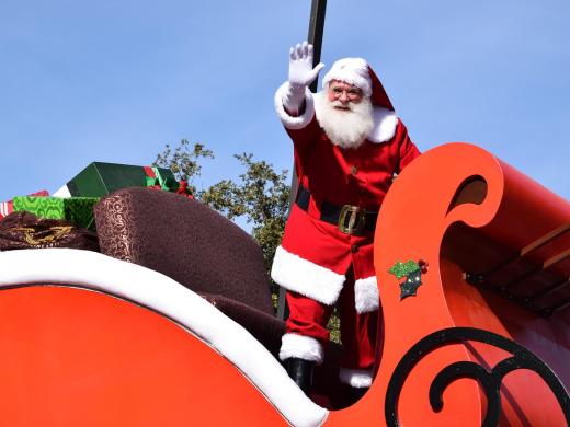 Santa’s Visit to Westbourne | Westbourne Rotary Christmas Event