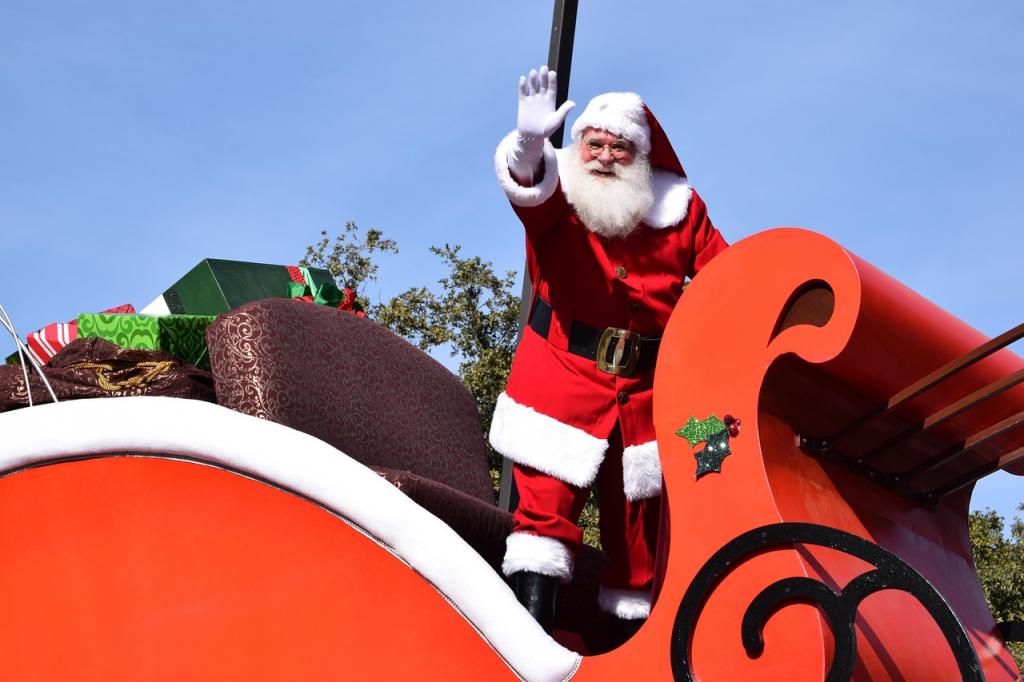 Santa’s Visit to Westbourne | Westbourne Rotary Christmas Event