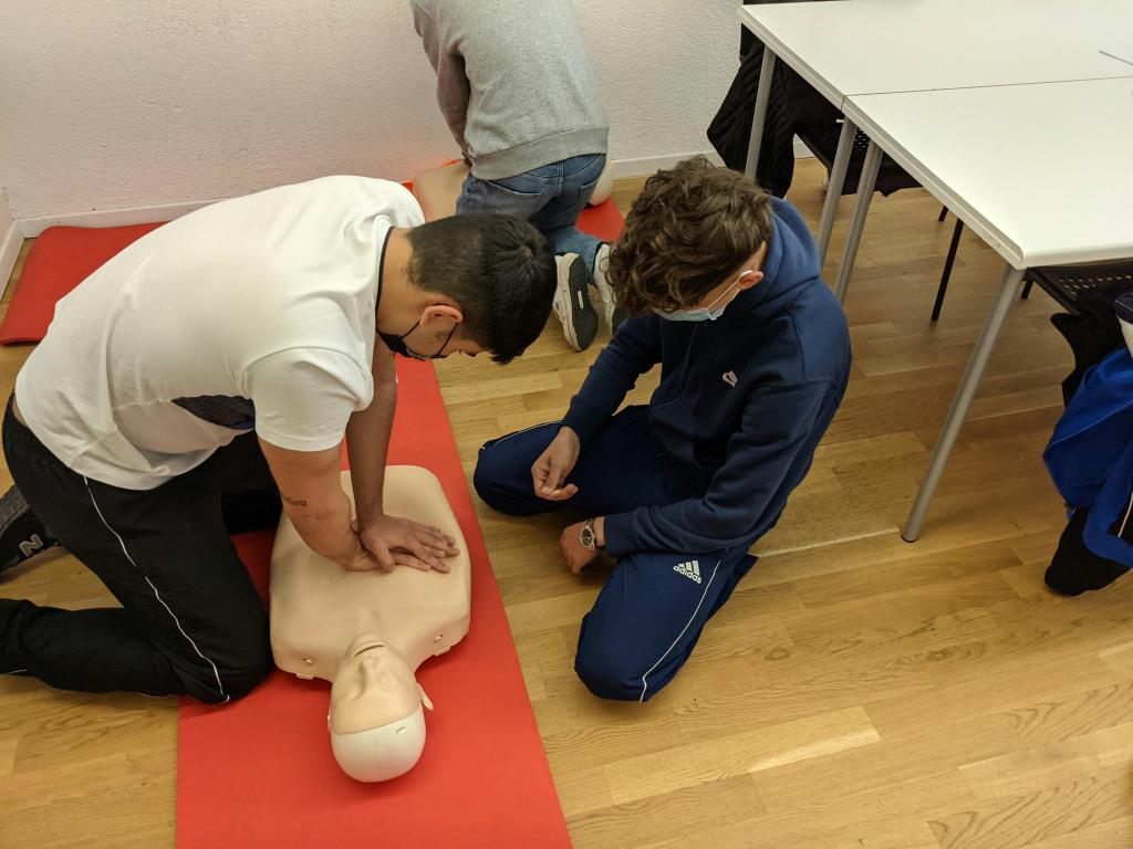 Free Lifesaving CPR Training Coming to Boscombe This October