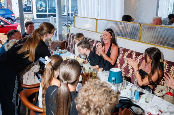Indi’s Bournemouth | Indian Restaurant, Bar & Lounge