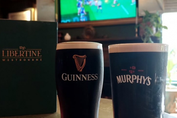 Pubs Showing Live Sports in Westbourne