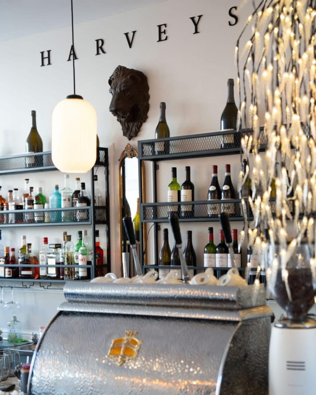 Book a ROMANTIC Valentine’s Dinner at Harveys Westbourne