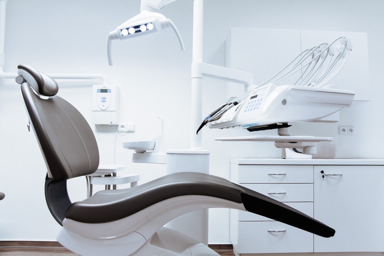 Compare Dentists and Dental Clinics in Dorset