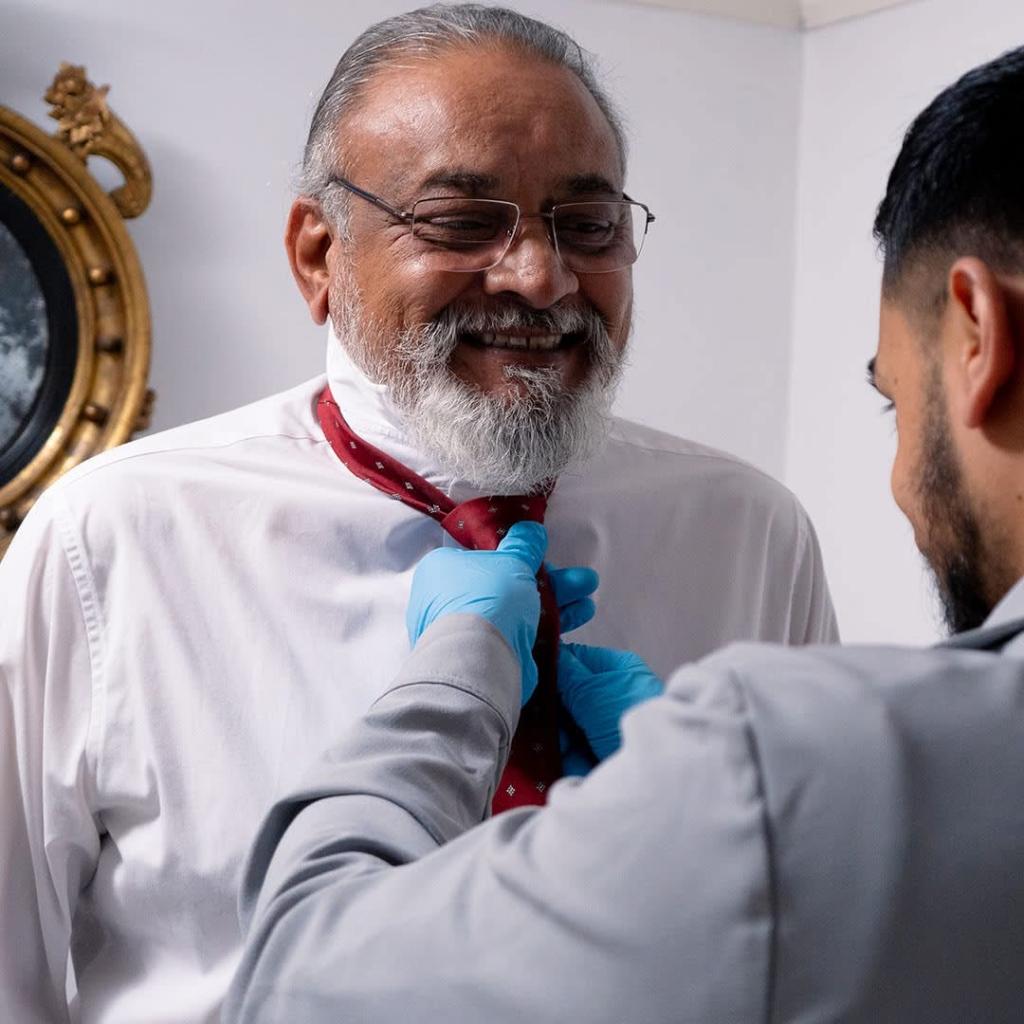 5 Ways Homecare Can Help Your Loved One – from Right at Home Bournemouth