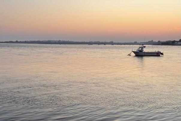 Crabbing at Mudeford Quay